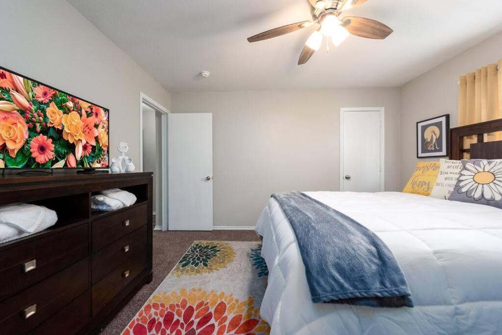 A Cozy And Peaceful Stay With King Bed Killeen Exterior photo